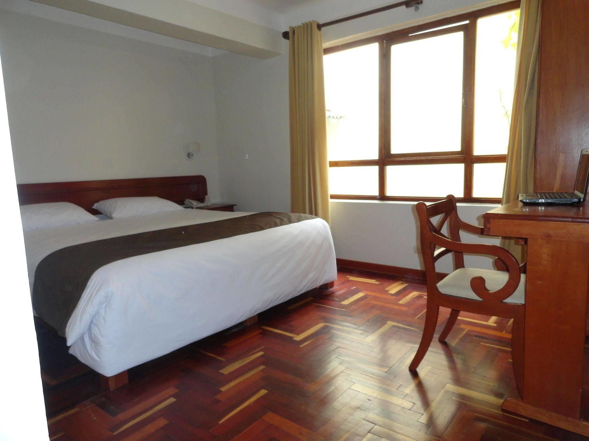 Hotel Emperador Plaza à Cusco Extérieur photo